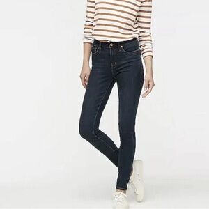 9" mid-rise toothpick jean in Classic Rinse wash